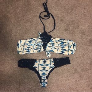frankie’s  bikini
